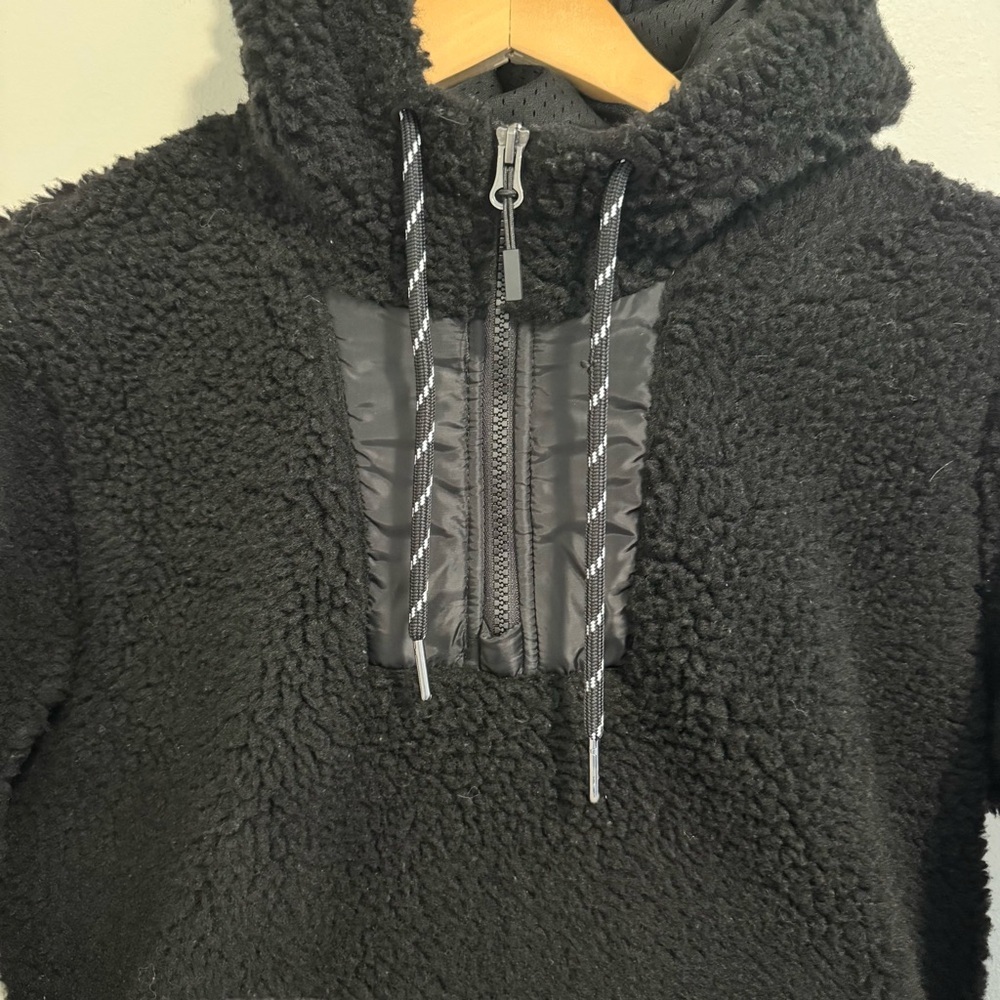 Eddie Bauer Fuzzy Fleece Chilali Hooded Pullover - Picture 4 of 7